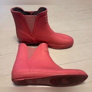London Fog size 10 Piccadilly rain boot pink